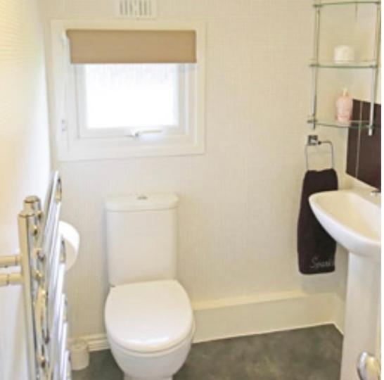 Chalet Peregrine - Idillic Cornwall Retreat *